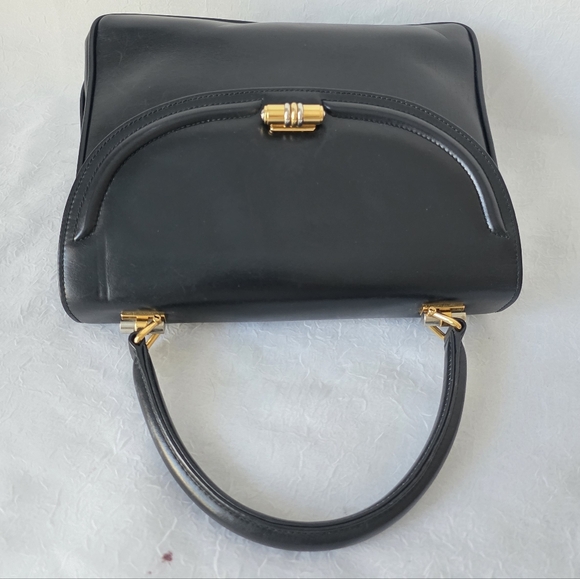 Auth Gucci Vintage Hysteria Turn-lock Leather Satchel - Picture 8 of 12